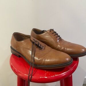 Denver Hayes Tan faux Leather Oxfords